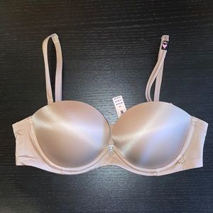 Brand new Victoria’s Secret 34C Very Sexy bra